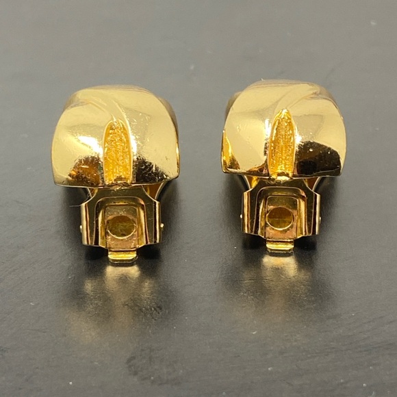 Christian Dior Vintage Gold  Tone X Clip Earrings - Picture 6 of 14